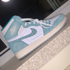 Jordan 1 Turbo Green (TRADED)